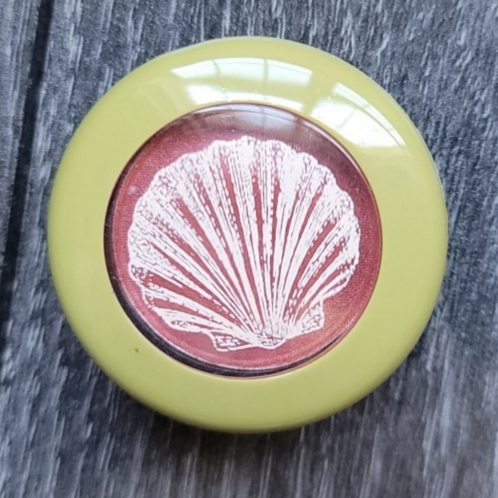 SOLD-MAC LE Firecracker Eyeshadow Rare HTF